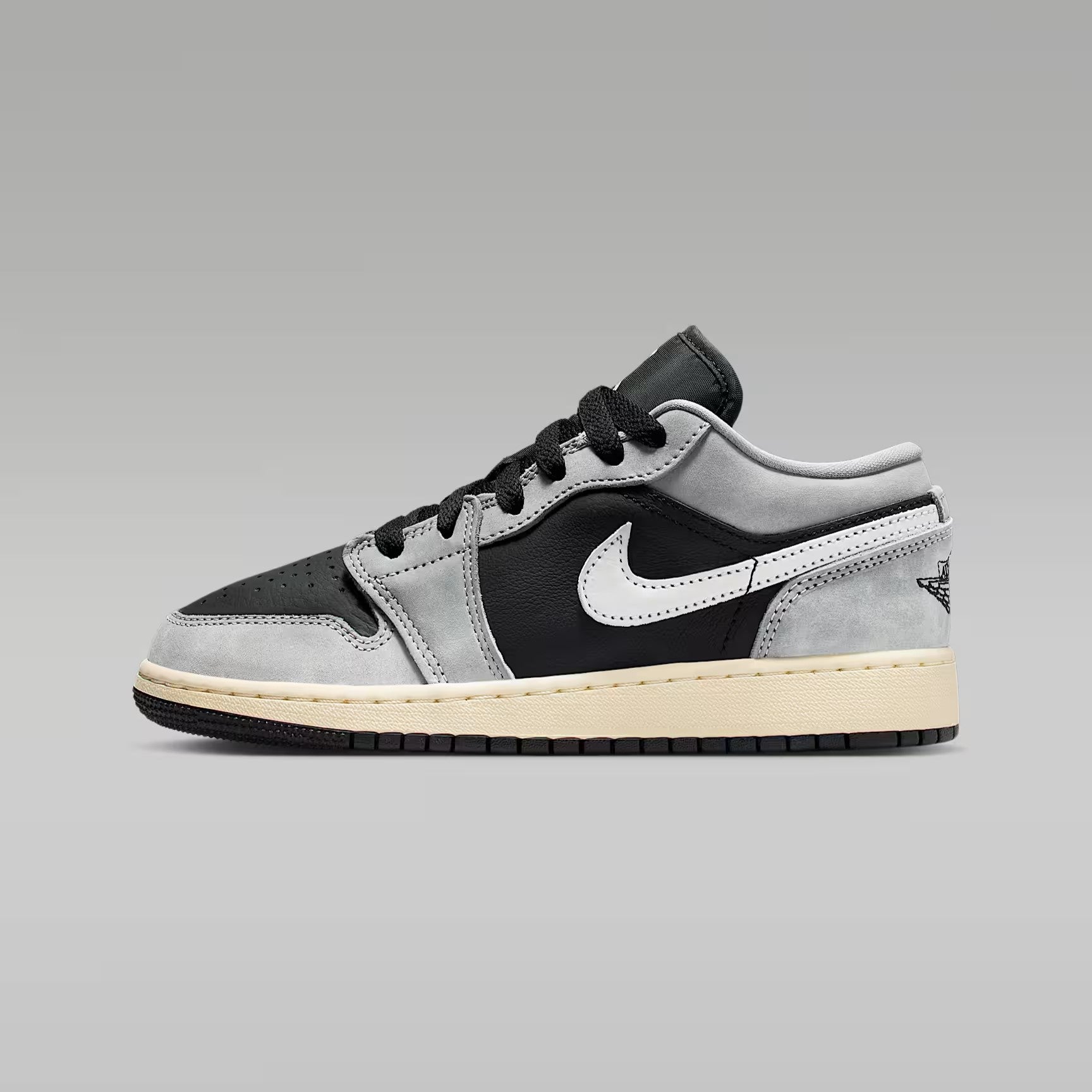 Air Jordan 1 Low - GS - Light Smoke Grey